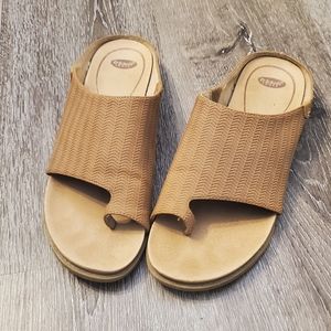 Dr. Scholl's Tan Sandals